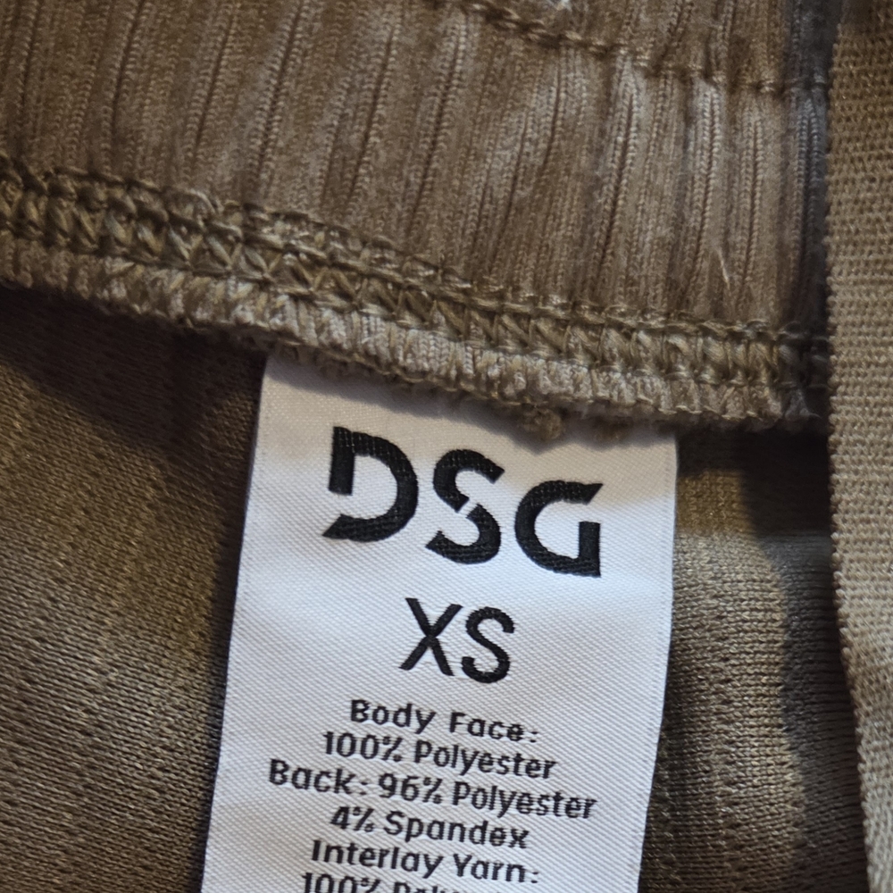 DSG Beige Ribbed Top - Picture 2 of 6